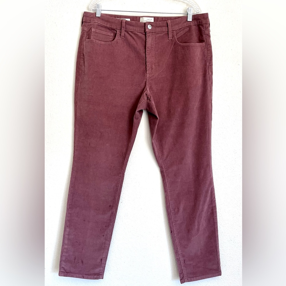 NWOT Plus size Plum Purple SZ 16/ 33R Corduroy